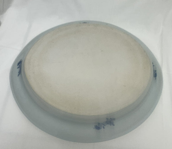 Large Serving Platter with Pierced Drain. Chinese Fitzhugh Blue and White. c1800