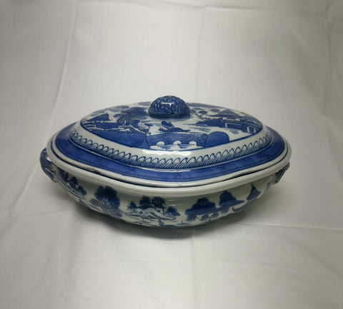 Warming Dish with Liner. Chinese Canton Blue and White Porcelain. 19th Century