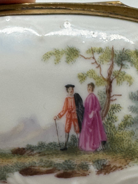 Double Snuff Box. European Porcelain. Landscape Scenes. 19th Century