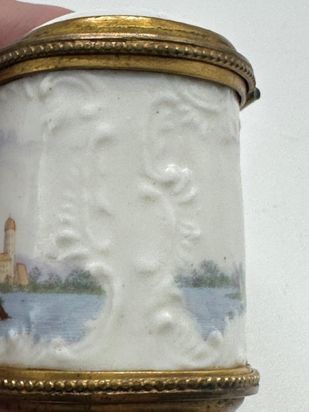 Double Snuff Box. European Porcelain. Landscape Scenes. 19th Century
