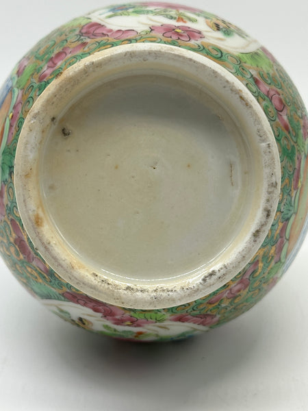 Vase. Chinese Porcelain Rose Medallion. Dragon on Neck. 5 3/4" H. Qing 19th Cent
