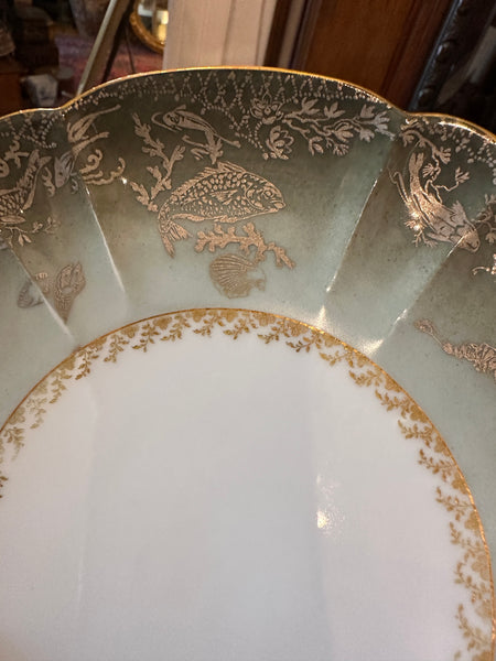 Haviland Limoges Fish Service. Platter, Sauce, 12 Plates. Late 19th Century