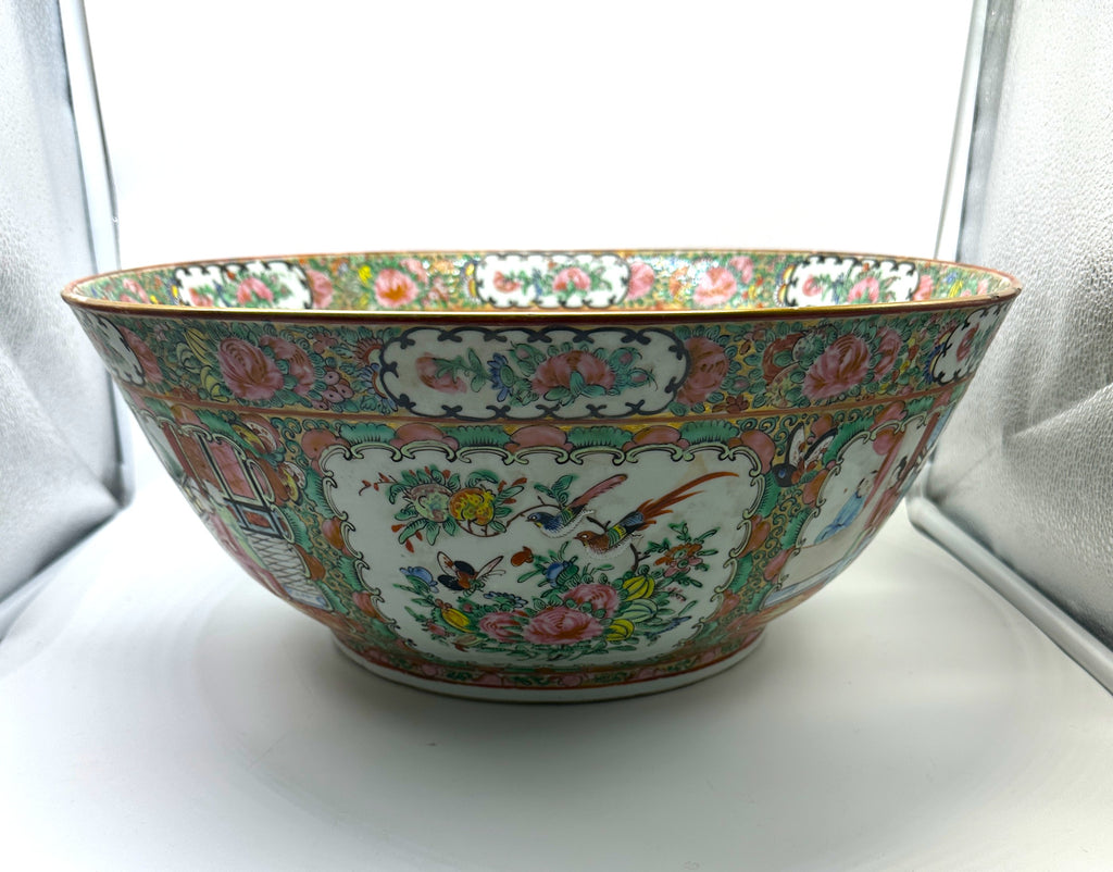 16" Punch Bowl. Chinese Porcelain Rose Medallion. Late 19th Century. Circa 1880