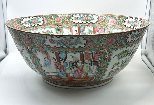 16" Punch Bowl. Chinese Porcelain Rose Medallion. Late 19th Century. Circa 1880