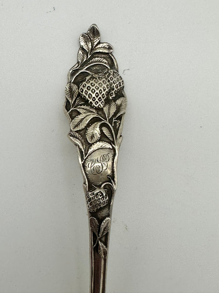 Sauce Ladle. Watson Sterling Silver Fruit Series Strawberry. Dated 1907
