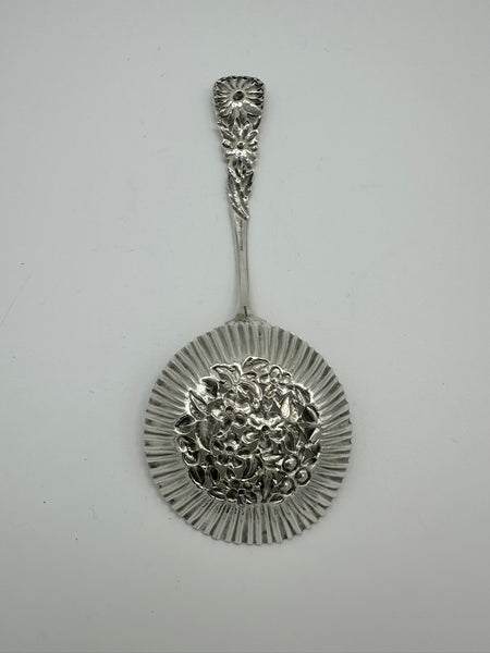 Pierced Berry Spoon. JE Caldwell Sterling Silver. Sunflower or Daisy 8 3/8"