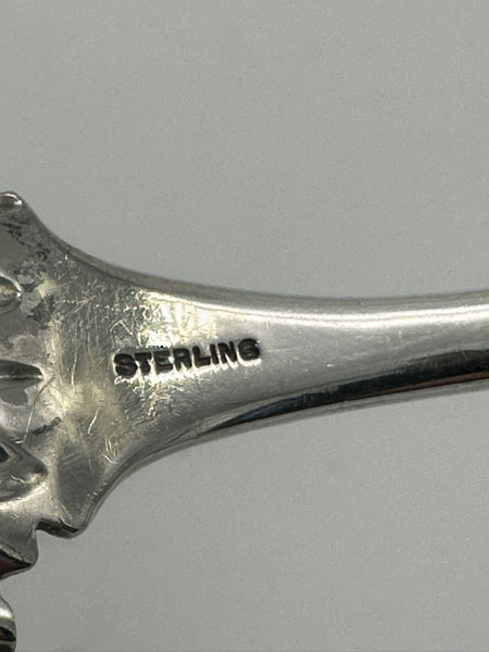 Pierced Berry Spoon. JE Caldwell Sterling Silver. Sunflower or Daisy 8 3/8"