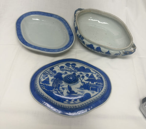Warming Dish with Liner. Chinese Canton Blue and White Porcelain. 19th Century