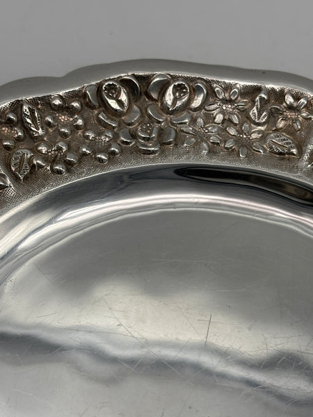 Set of 8 Mexican Sterling Silver Plates. Maciel. 7 1/2" Diameter. 1550 Grams