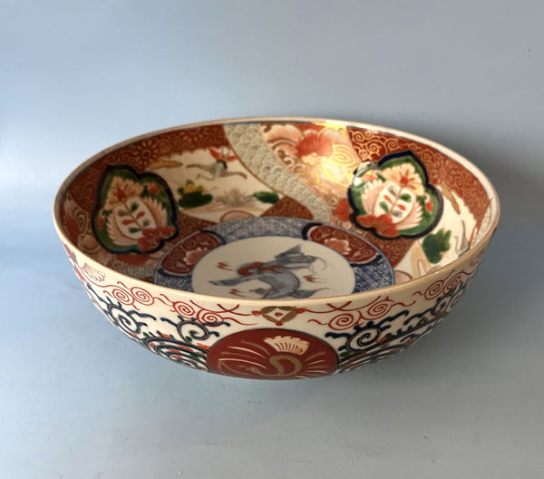 Japanese Imari Porcelain Deep Bowl. Meiji. 9 3/4" Diameter