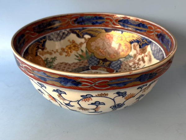 Japanese Imari Porcelain Deep Bowl. Meiji. 9 3/4" Diameter