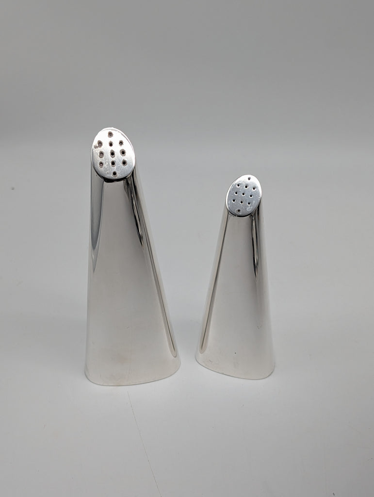 E. Dragstat Denmark Sterling Silver Salt and Pepper. Modernism. #435 #436