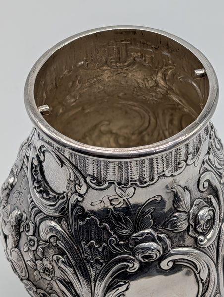 Muffineer Sugar Castor. English Sterling Silver Import from Germany. London 1899