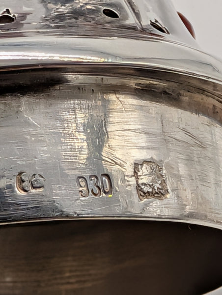 Muffineer Sugar Castor. English Sterling Silver Import from Germany. London 1899