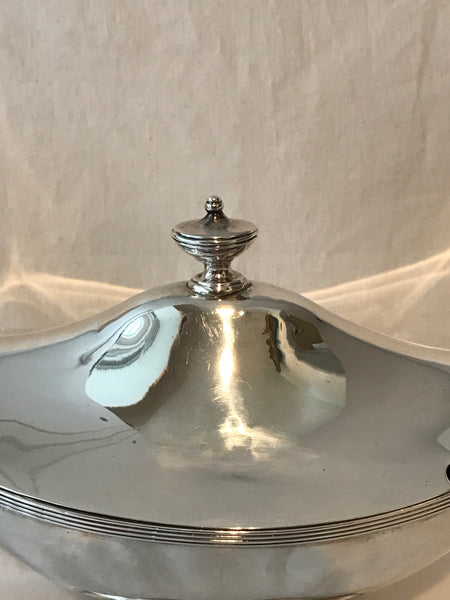Small Sauce Tureen. Georgian English Sterling Silver. London 1791. Henry Chawner