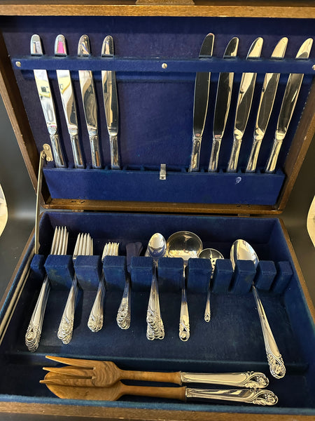 Sterling Silver Dinner Flatware Service International Spring Glory Service for 8