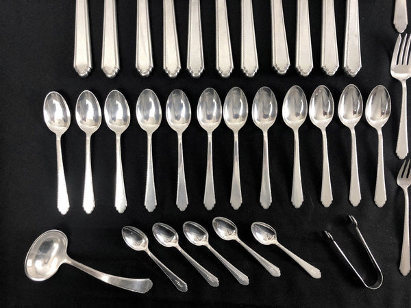 William & Mary (Sterling,1921,No Monos) by Lunt Silver Service for 12, 56 Pieces